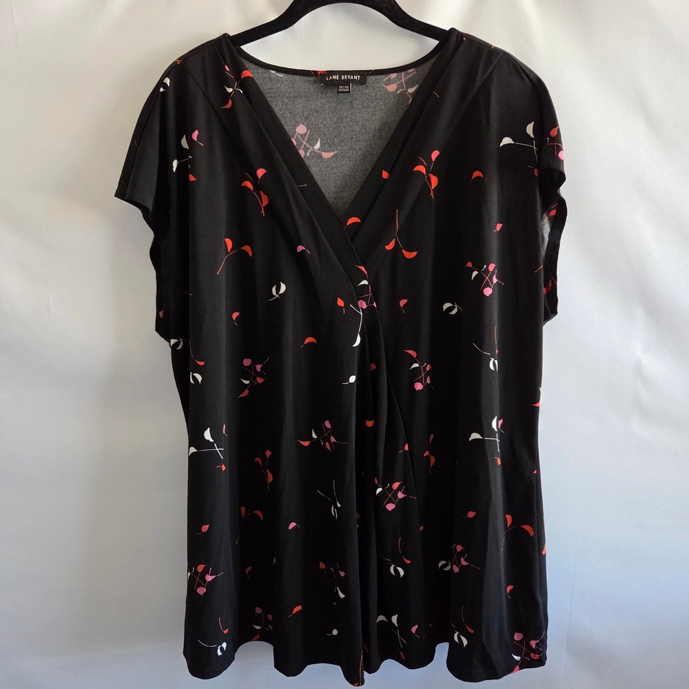 Lane Bryant Black Floral Leaf Print V-Neck‎ Surplice Top Blouse Womens 18/20